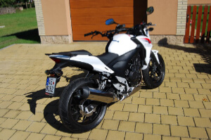 Zadní část motocyklu Honda CB 500 F